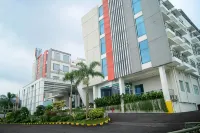 V Hotel & Residence Bandung - breakfast