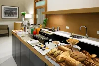 NAP Luxury Guest House Bovio - 朝食