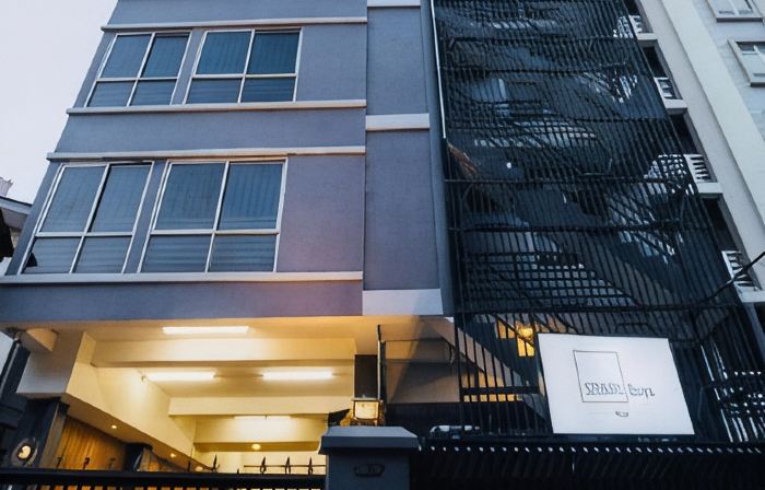 Serene Stays Hotel