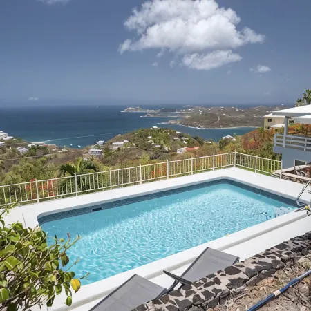 Sunset Terrace – Epic Views, Pool & Family Fun!