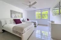 Aventura Modern 2-Bedroom Condo in Serene Community - Wifi