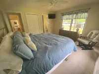 Lakeview Hideaway – Family-Friendly Lakefront Escape - 4 stjerner