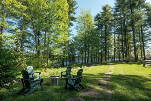 Spacious Lakehouse +Private Dock+Firepit+Kayaks