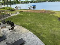 Welcoming log cabin on Keeler Lake - 5 bedrooms for a cozy getaway - Alppimaja
