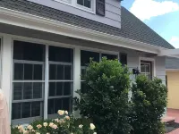 Cozy Carriage House - studio in serene Arvada with WiFi, AC Hotels in Arvada