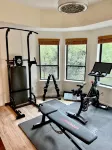 Forest Home-Panoramic Pine Views/Arcade/Spa/Games - Hytter