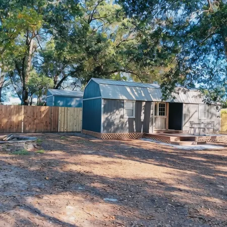 Lovely Little Cabin in the Woods