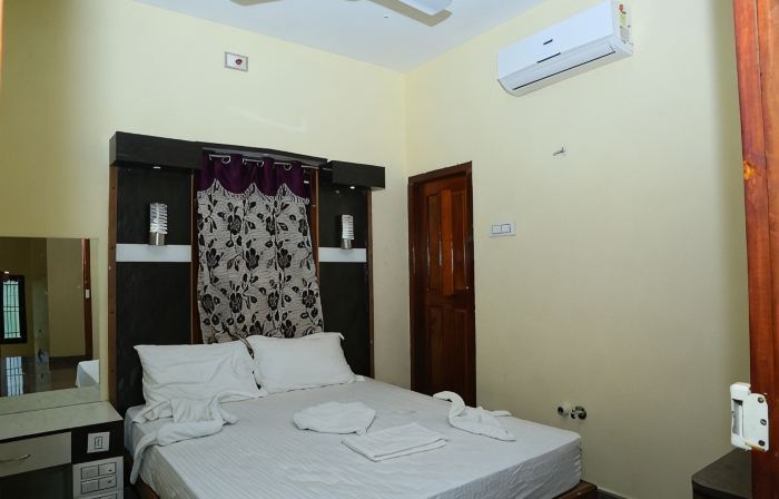 Vairavel Residency