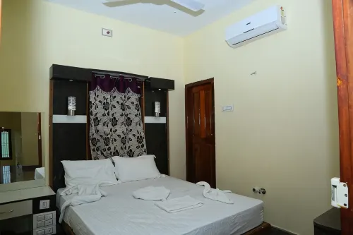 Vairavel Residency