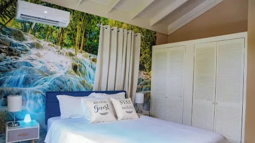 Tropical 1BR Villa | Private Yard, Gated Estate near Dunn’s River Falls - Homestays