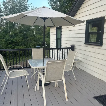 Brand new renovated 2-bedroom cottage in welcoming Wells with AC