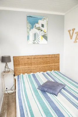 Breathtaking sea view in Perros-Guirec ~ Trestraou beach on foot - 2-Star