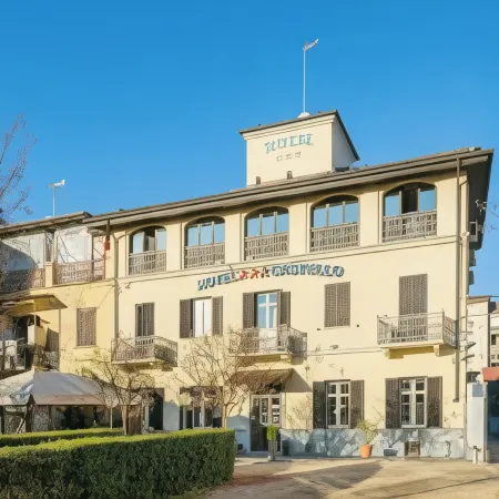 Hotel Castello Отели рядом с достопримечательностью «Музей футбольного клуба «Ювентус»»