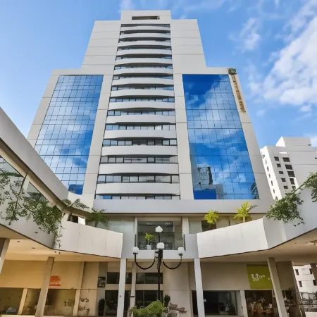 Quality Hotel & Suítes São Salvador Отели рядом с достопримечательностью «Парк аттракционов Блу-Кост»