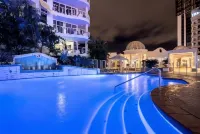 Phoenician Resort - Resorts