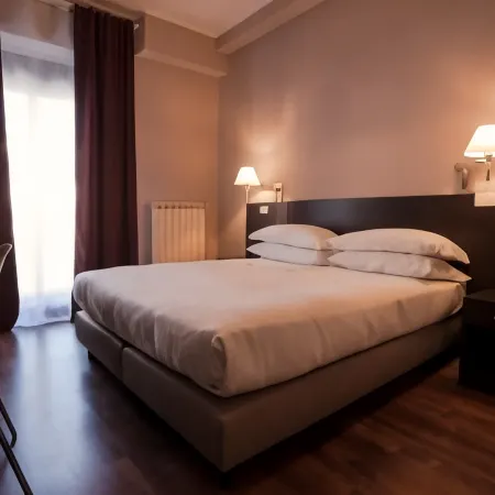 Hotel di Porta Romana Отели рядом с достопримечательностью «Порта Романа»