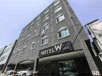 هوتل دبليو توبدونغ Hotels near تابدونغ سكوير