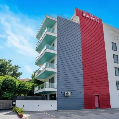 Inde Hotel Golf Course Extension, Gurgaon Hotels near Sohna Road