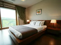 Hantan River Spa Hotel Hoteles cerca de Templo de Buyeonsa