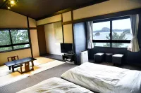 Hotel Shosenkaku Romankan - parcheggio
