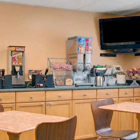 Super 8 by Wyndham Stamford/New York City Area