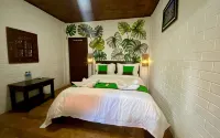 Ocean View Resort Ujung Genteng - 2-Star