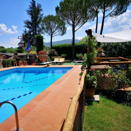 Beautiful rustic villa in Tuscany in Monteriggioni, between Siena and Florence.