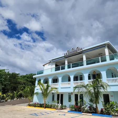 Tres Palmas Boutique Hotel