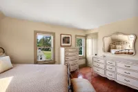 Spacious, Newly Remodeled House With Chef Kitchen On The Ocean - Wifi