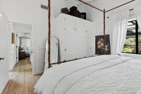 Montecito Cottage - Tuscan Farmhouse, Pool, Views - Wifi