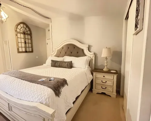 The Gooseloop Getaway 3 Bedroom house Hotels in Modoc County