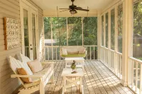 Elegant WATERFRONT home with private boat ramp/dock, elevator, & unmatched view! - Homestays