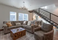 Wydaho Lodge is a Stylish and luxurious home near Jackson Hole and Grand Targhee