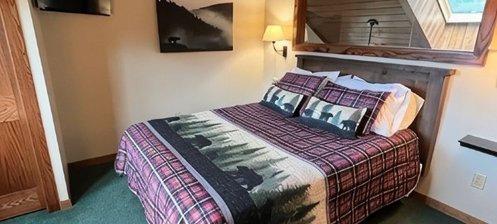 Lola’s Lodge Ski-In/Ski-Out 3 bedroom Lodge near hiking/golf 쿡 카운티 호텔