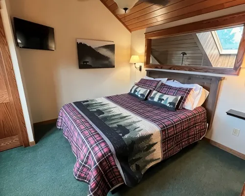 Lola’s Lodge Ski-In/Ski-Out 3 bedroom Lodge near hiking/golf Hotels in Lutsen
