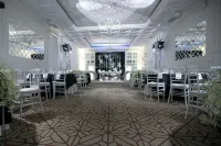 Vladimir Hotel - Pet friendly