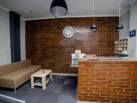 Hotel Kristinn Hotel berhampiran Stesen Vykhino