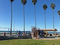 La Jolla Shores 'Ocean Breeze Getaway', large patio, partial ocean view,sunsets - Condos