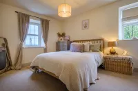 Woodside Cottage: A 4-bed boutique cottage in the heart of the Lake District! - مسبح