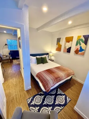 Silverthorne Summer Escape Amongst the Aspens! 2Br, 3Bed Renovated Condo - Wifi