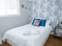 Riverside Blue… Your cozy guesthouse for all things Muskoka!