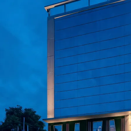 Luminor Hotel Kota Jakarta Отели рядом с достопримечательностью «Магазин LTC Glodok»