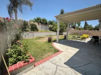 5 bds large house,Near Airport Ontario Mills,free parking,pets friendly. - 무료 와이파이