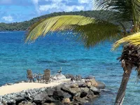 ONE BEACH ROAD; 6 Bedroom, 5 1/2 Bath Beachfront Oasis St Thomas VI - Huvilat