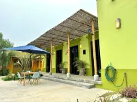 NEW Casa Verde San Juanico Scorpion Bay - Starlink Wifi, Gated,Walk to 1st Point - Wifi