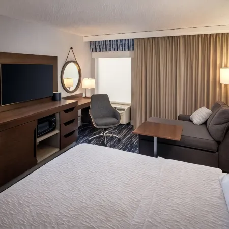 Hampton Inn Long Island/Commack