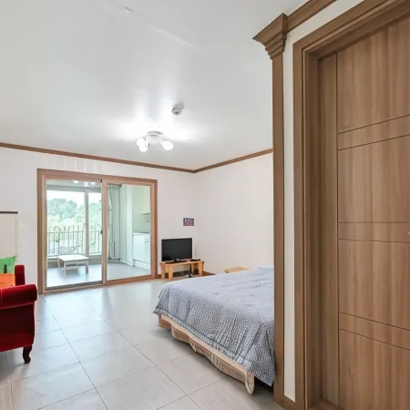 Nonsan Tapjeonghoga Pension