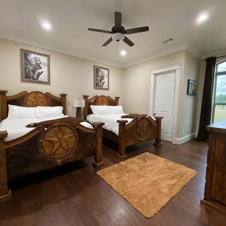 NEW Hacienda Ranch W/ Resort Style Pool
