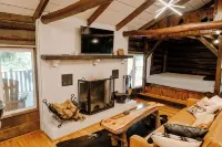 Remodeled Cook Forest Cabin - Hytter