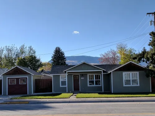 Mama Bear Cottage (Downtown Cody) - Bungalow
